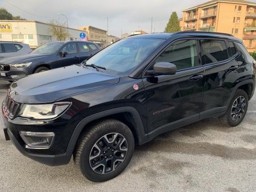 Jeep Compass 2.0 Mjet 4WD Trailhawk AUT (nero)