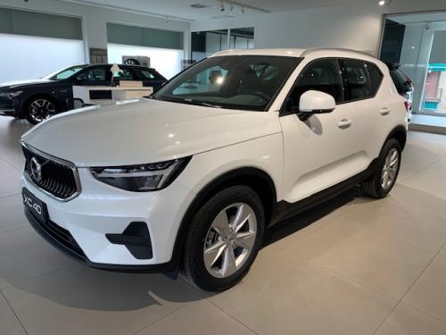 Volvo XC40 T2 Geartronic Core (chrystal white)