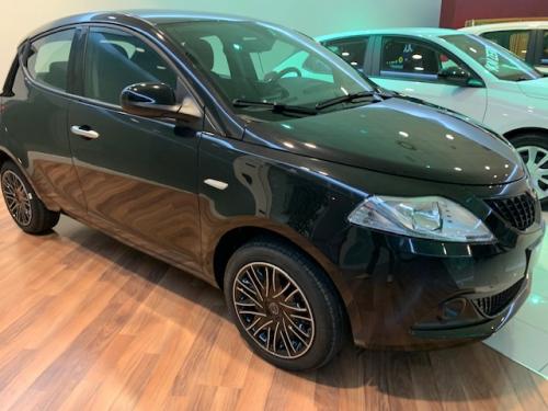 Lancia Ypsilon 1.2 Ecochic GPL (nero met)